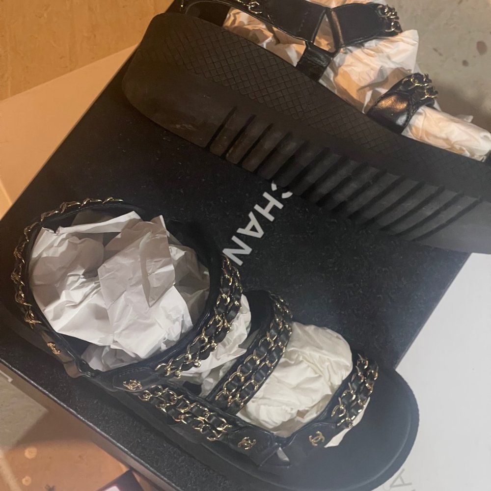 CHANEL SANDALS - Picture 3 of 5